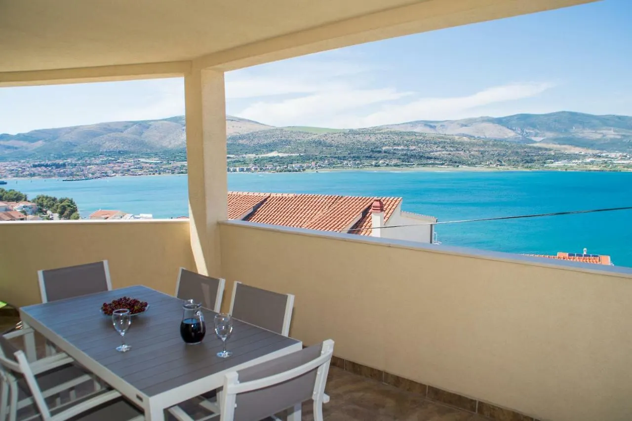 Apartments Bluesky Trogir